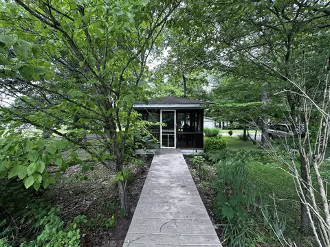 945 Flatwoods Rd, Corbin, KY 40701 photo 3