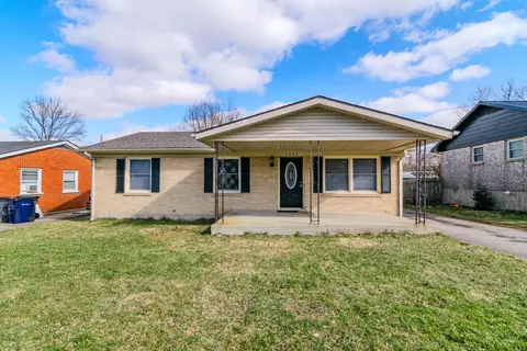 1876 Barksdale Dr, Lexington, KY 40511