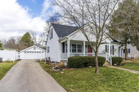 885 Lynn Rd, Lexington, KY 40504