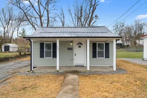 424 Goddard St, Harrodsburg, KY 40330