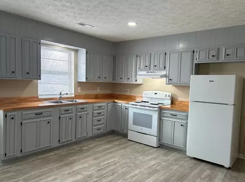 122 Overland Dr, Richmond, KY 40475