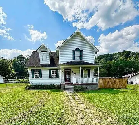 1216 Highway 219, Wallins Creek, KY 40873