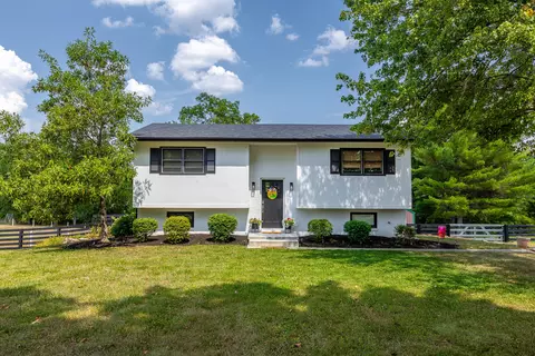 151 Christina Dr, Harrodsburg, KY 40330