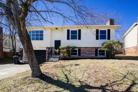 2816 Winter Gdn, Lexington, KY 40517