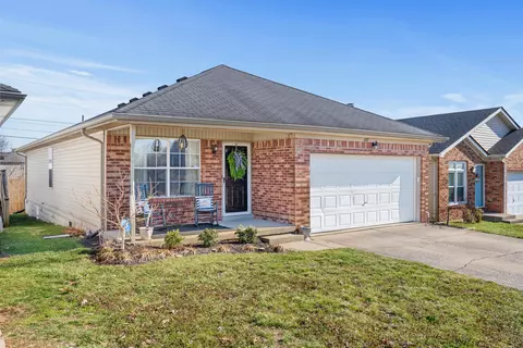 127 Courchelle Dr, Nicholasville, KY 40356