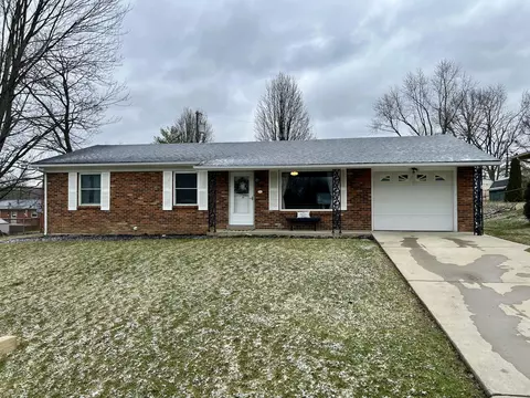 39 Hillcrest Dr, Winchester, KY 40391