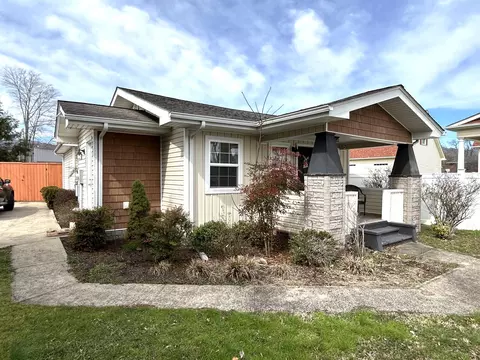 109 N 30th St, Middlesboro, KY 40965