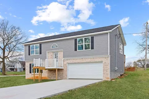 1000 Indian Trl, Lawrenceburg, KY 40342