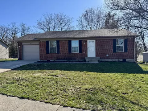 210 Marcellus Dr, Berea, KY 40403