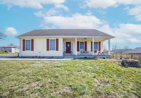621 Clintonville Rd, Paris, KY 40361
