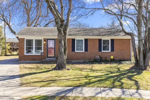 636 Paige Ct, Versailles, KY 40383