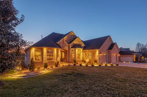 112 Loch Lomond Dr, Georgetown, KY 40324