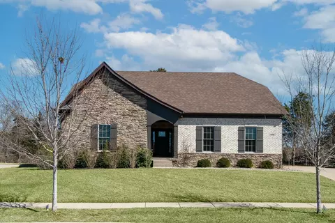 11802 Timberland Dr, Louisville, KY 40291