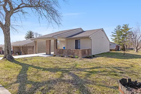 3241 Valhalla Dr, Lexington, KY 40515