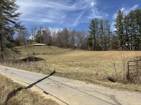 9999 Sutton St, Corbin, KY 40701 photo 9