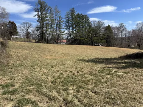 9999 Sutton St, Corbin, KY 40701 photo 3