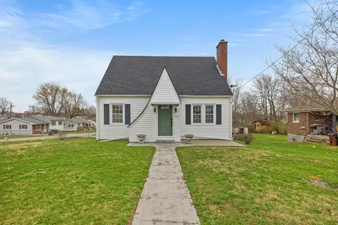 223 High St, Harrodsburg, KY 40330