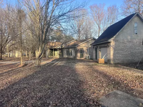 Exterior - 179 Davis Rd, Corbin, KY 40701 photo 2 of 10