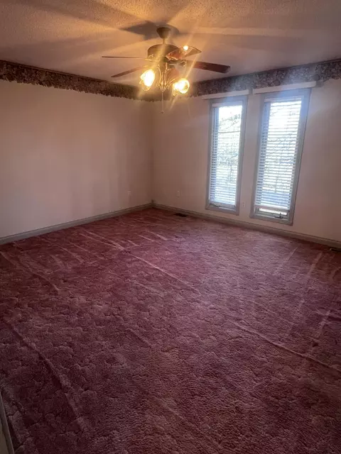 Bedroom - 179 Davis Rd, Corbin, KY 40701 photo 2 of 2