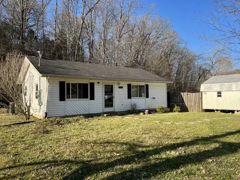 2186 Willailla Rd, Brodhead, KY 40409
