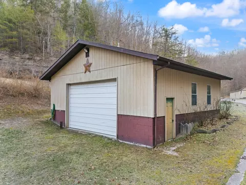130 Benny Ln, Jackson, KY 41339 photo 42