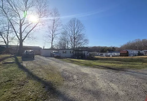 58 Robert E Cox Rd, Corbin, KY 40701