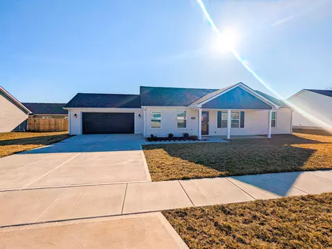316 Pageant Dr, Richmond, KY 40475