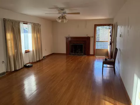 Living - 1015 Highway 1071, Tyner, KY 40486 photo 2 of 4