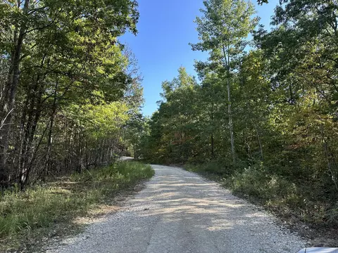 30 Clay Camp Rd, Hitchins, KY 41146 photo 2