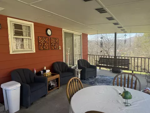 87 Collier Ave, Jackson, KY 41339 photo 11