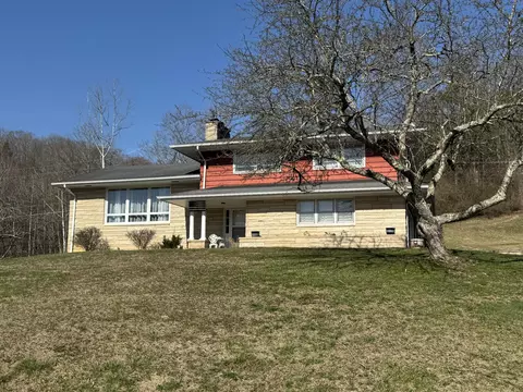 87 Collier Ave, Jackson, KY 41339 photo 2