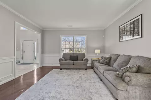 Living - 164 Irving Ln, Georgetown, KY 40324 photo 6 of 6