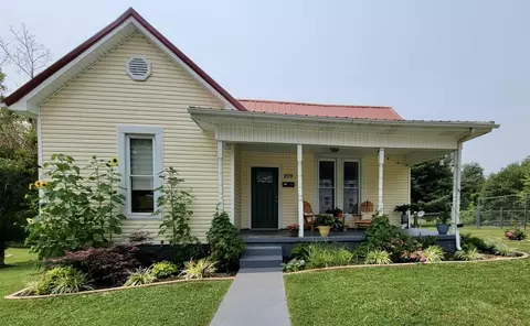209 Jacksboro St, Somerset, KY 42501