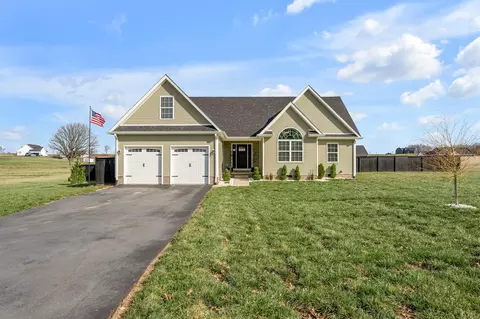 239 Talmage Mayo Rd, Harrodsburg, KY 40330