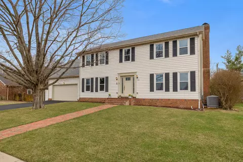 3386 Nevius Dr, Lexington, KY 40513
