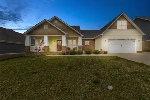 151 Hawthorne Dr, Winchester, KY 40391