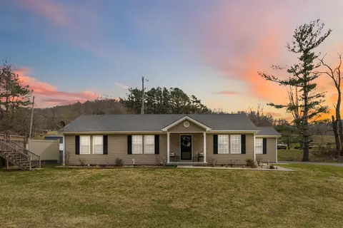 1847 White Rock Rd, Mount Vernon, KY 40456