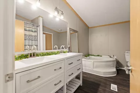 Bath - 175 Rice Loop, Morehead, KY 40351 photo 1 of 4
