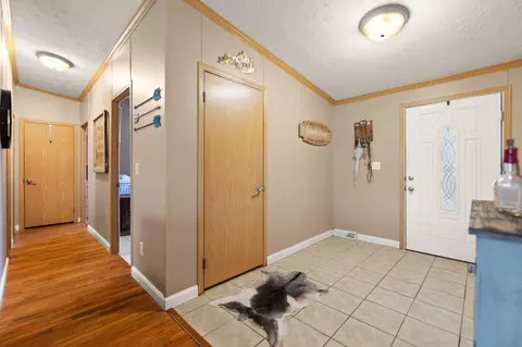 Entry Way - 175 Rice Loop, Morehead, KY 40351 photo 2 of 4