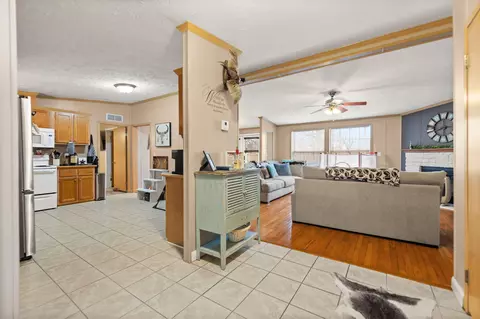 Entry Way - 175 Rice Loop, Morehead, KY 40351 photo 1 of 4