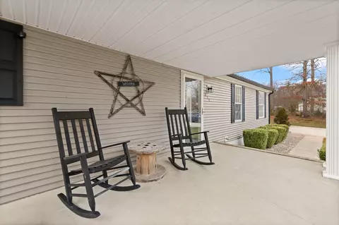 Exterior - 175 Rice Loop, Morehead, KY 40351 photo 4 of 12