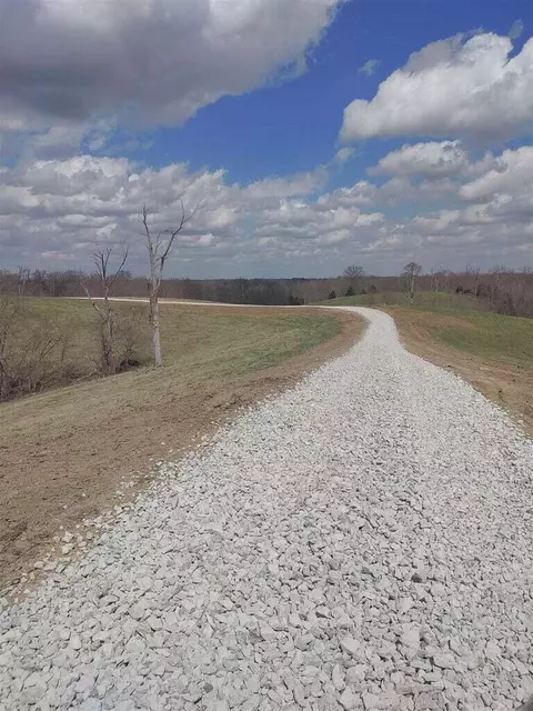 222 Stone Ln, Sadieville, KY 40370
