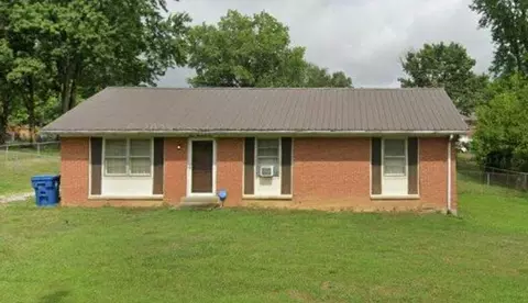 305 Oakwood Dr, Lawrenceburg, KY 40342