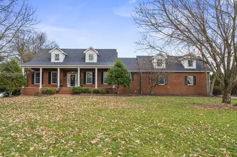200 Bourbon Acres Rd, Paris, KY 40361