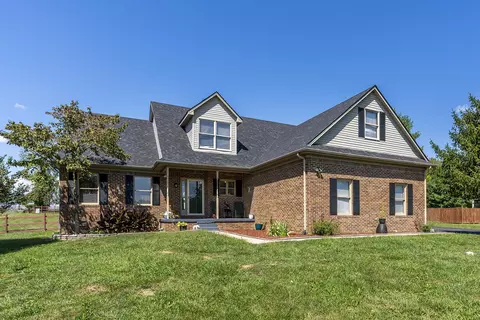 124 Raven Dr, Berea, KY 40403