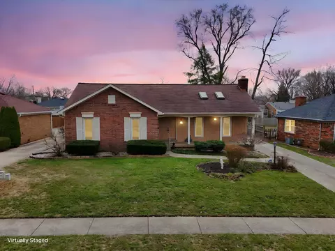 1907 Arboro Pl, Louisville, KY 40220