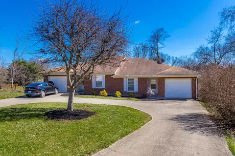 192-194 Spring Run Rd, Versailles, KY 40383