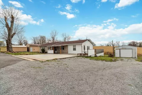 55 Linda Ln, Russell Springs, KY 42642