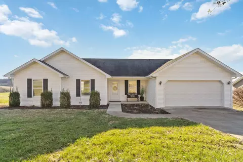 97 Farmview Ln, Somerset, KY 42501