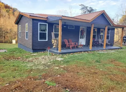 1098 Trusty Rd, Hustonville, KY 40437